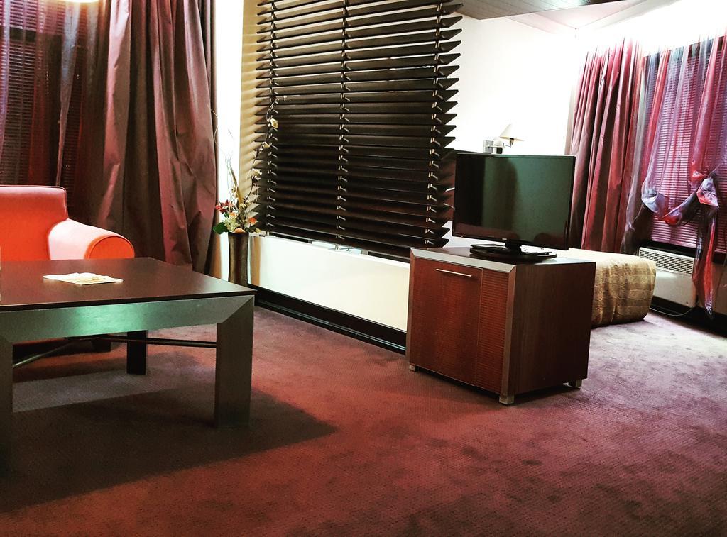 Park Hotel Green Europe Haskovo Bagian luar foto