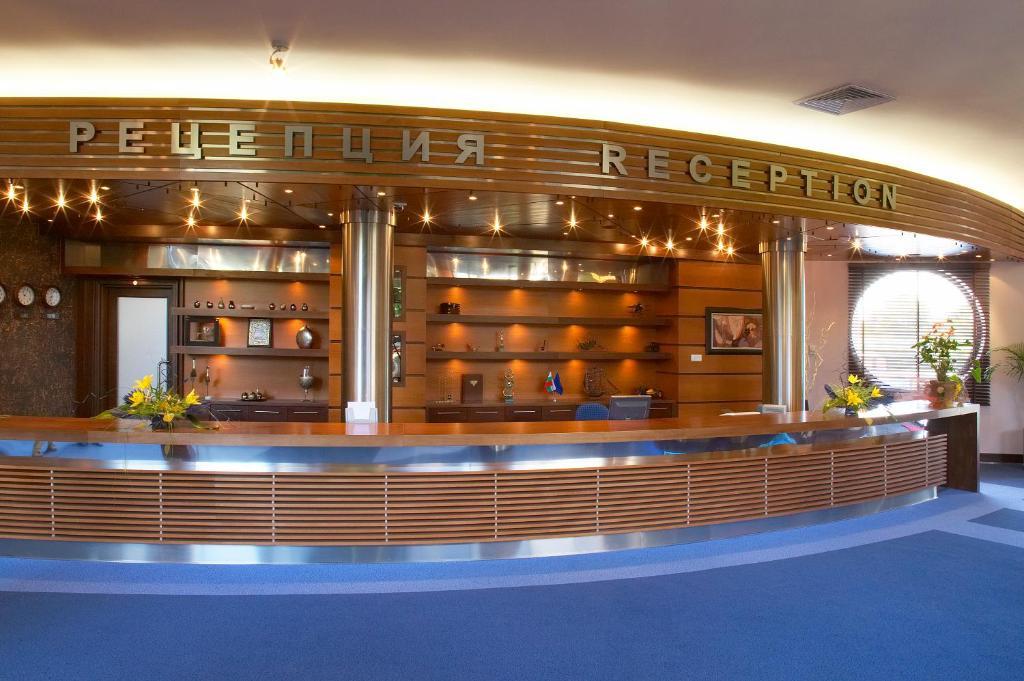 Park Hotel Green Europe Haskovo Bagian luar foto