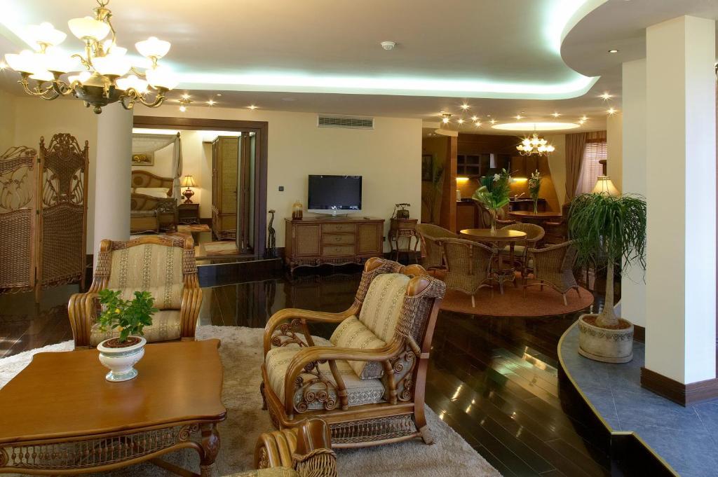 Park Hotel Green Europe Haskovo Bagian luar foto