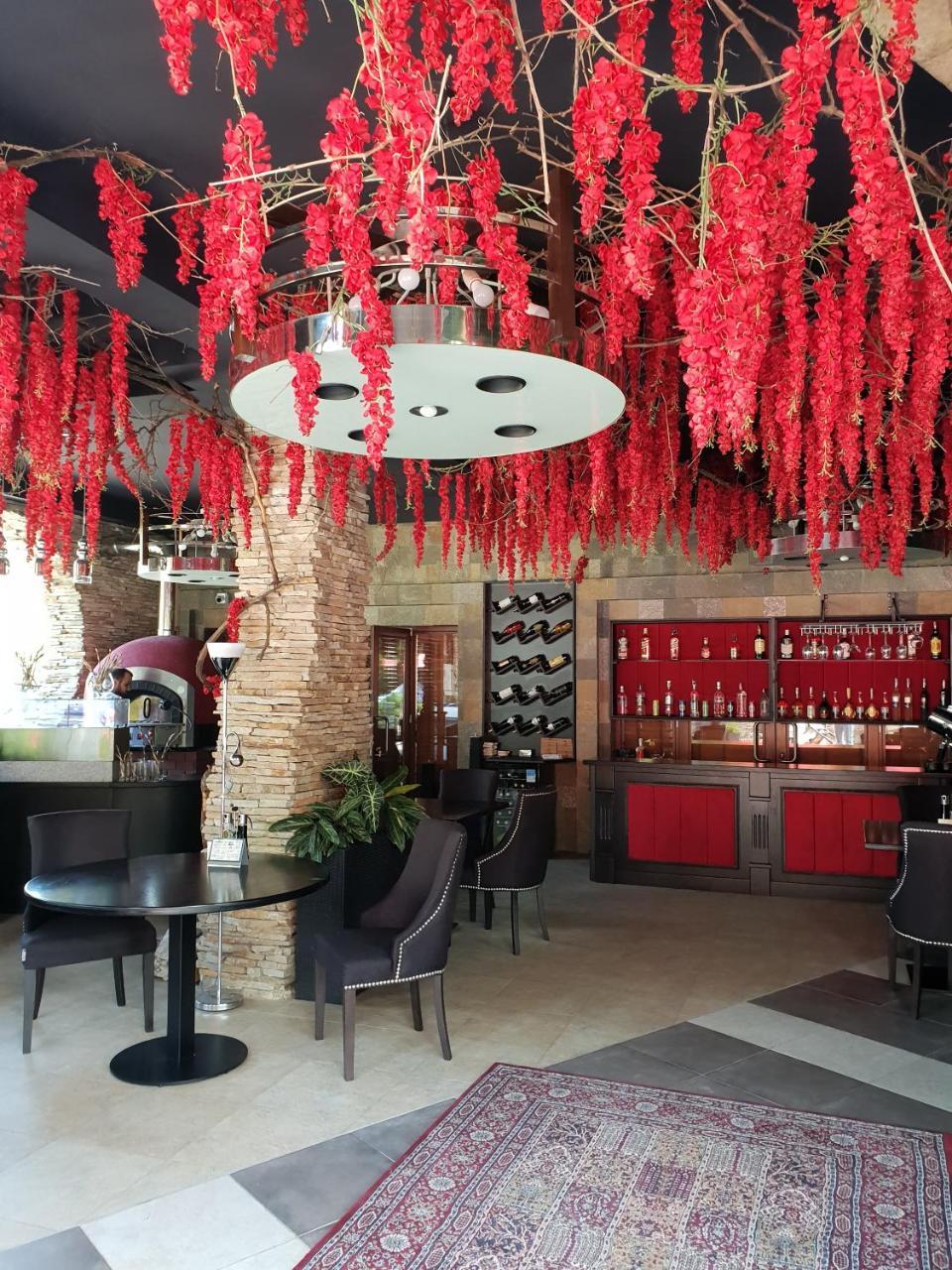 Park Hotel Green Europe Haskovo Bagian luar foto